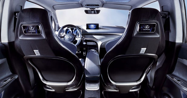 Caraudiovidéo : Le Lexus Concept LF-CH à la loupe - La symbiose du multimédia et des supports mobiles