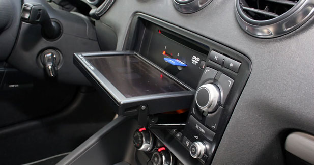 Caraudiovidéo : l'Audi TT RS Roadster à la loupe - Parfois quelques incompatibilités