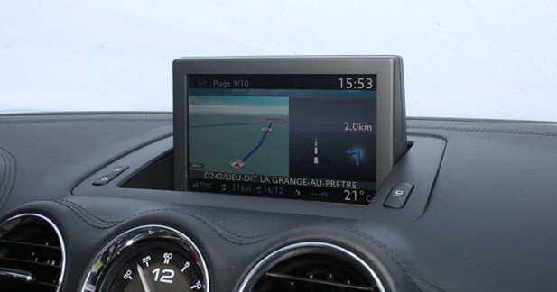 Caraudiovidéo : Le Peugeot RCZ à la loupe - Un GPS complet et efficace