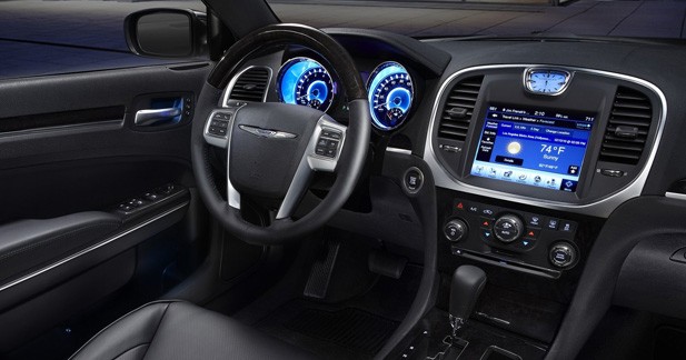 Caraudiovidéo : La Chrysler 300 à la loupe - Une installation multicanaux en 7.1