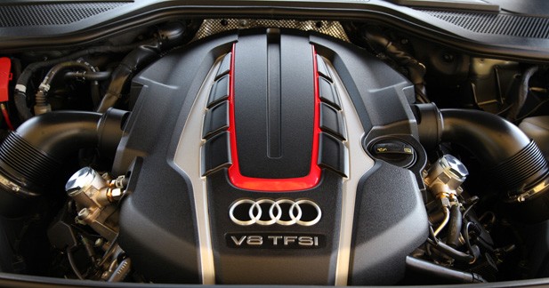 Essai Audi S8 : le confort dans la sportivité - 8 cylindres rageurs ou 4 cylindres discrets