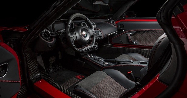Alfa Romeo 4C : un look d'enfer grâce à Zender - Ambiance cossue à l'intérieur