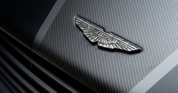 Aston Martin Vanquish ''One of Seven'' : une série limitée pour sept amis collectionneurs - "Rien que pour vos yeux"