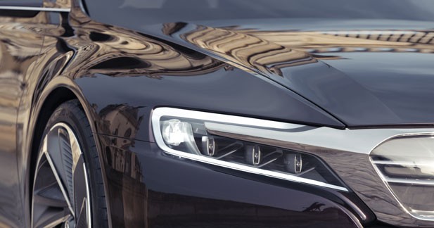 Citroën Numéro 9 : les trois futures DS en un seul concept - Une chaîne de traction hybride plug in