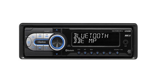 Six autoradios Bluetooth 2009 - Clarion CZ509E