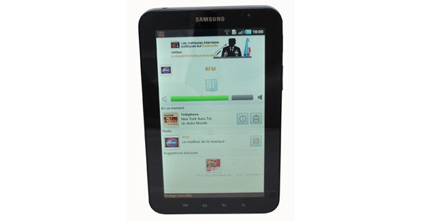 Caraudiovidéo : la Tablette Samsung Galaxy Tab à la loupe - Ouvert sur l'extérieur