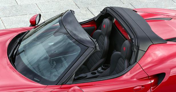 Essai Alfa Romeo 4C Spider : esprit GT - Une cinématique de toit à compromis