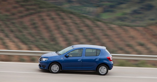 Essai Dacia Sandero 2 & Stepway 2 : Seuls les prix restent low cost - Bilan