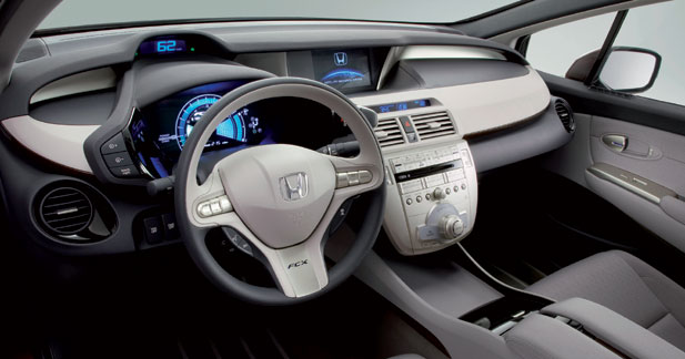 Essai Honda FCX Clarity : l’auto du futur - Quel avenir ?