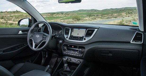 Essai Hyundai Tucson 1.6 CDTi 115 ch 2WD : retour au sommet - Habitable mais peu modulable