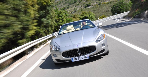 Essai Maserati GranCabrio : Opéra rock - Avec son V8 ô combien musical, cette Maserati embrase les sens... Une symphonie en plein air qu'elle invite à savourer à quatre.