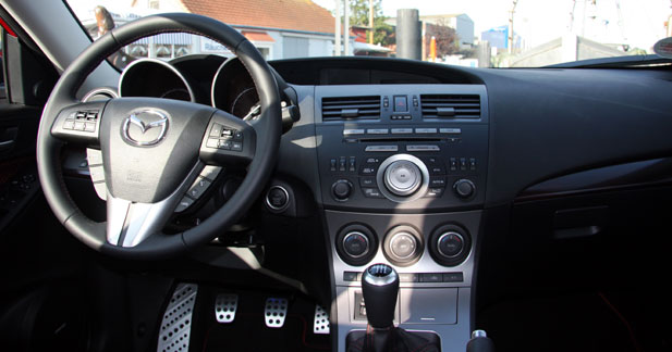Essai Mazda3 MPS : vigueur canalisée - Un habitacle sans folie