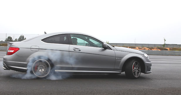 Essai Mercedes C63 Amg Coupe Du Feu Dans Les Veines