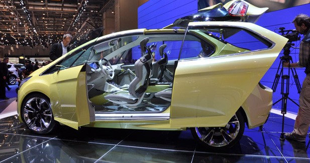 Ford Iosis Max Concept : Un monospace stylé en approche - Downsizing au programme