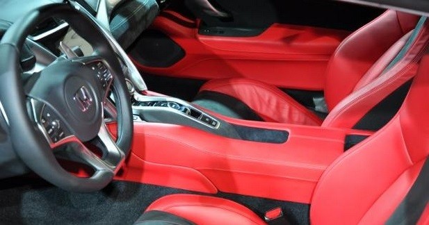 Detroit 2015 : la Honda NSX sera commercialisée en France début 2016 - Une traction intégrale hybride de 550 ch