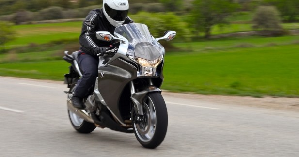 Honda Vfr 10 Dct 12 Celle Que L On Attendait
