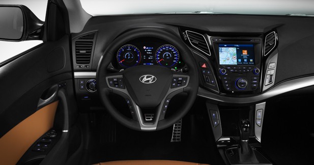 Nouvelle Hyundai i40 : restylée aux goûts des européens - Boîte de vitesses à double-embrayage