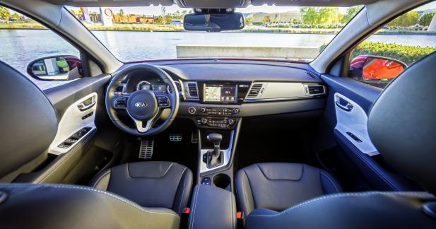 Kia Niro : le crossover hybride se dévoile à Chicago - Une vraie boîte de vitesses