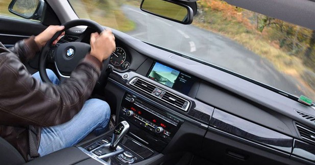 Sécurité : quand l’électronique s’empare des commandes - La nouvelle BMW Série 7 : une pléthore d’assistances à la conduite