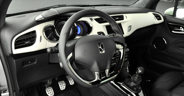 A bord de la Citroën DS Inside ! - Un habitacle qui met les sens en éveil