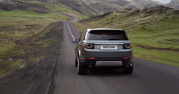 Mondial Auto 2014 : Land Rover Discovery Sport - Habile sur la route, mais vrai franchisseur