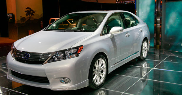 Detroit 2009 : l'élan écologique - Lexus IS 250h