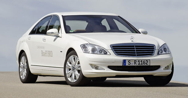 Mercedes S400 BlueHybrid : luxe civique - Des émissions de CO2 en baisses de 21%