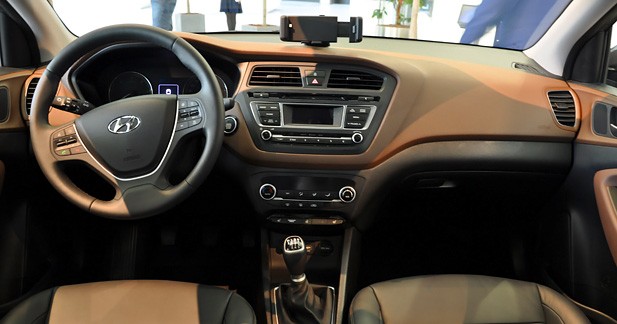 Avant-première : à bord de la nouvelle Hyundai i20 - La nouvelle Hyundai i20 montre plus de maturité à travers ses nouvelles formes.