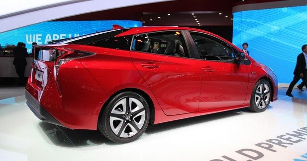Nouvelle Toyota Prius : l'originalité cultivée - Des émissions de CO2 en baisse de 18%