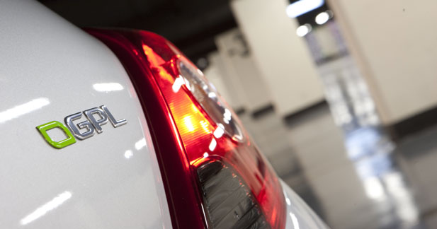 Opel Corsa et Meriva GPL : plein gaz - Les caractéristiques de la Meriva GPL