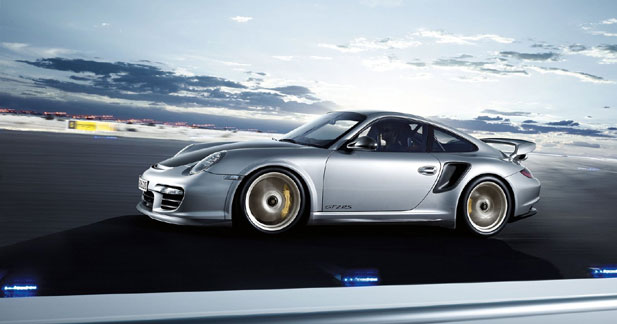 Porsche 911 GT2 RS : la sportive des superlatifs - Limitée à 500 exemplaires 