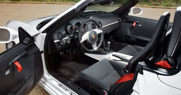 Porsche Boxster Spyder : le Boxster qui en veut plus - Des performances en progrès