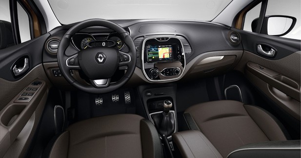 Renault Captur Hypnotic : espace VIP - Packs Techno et Premium offerts