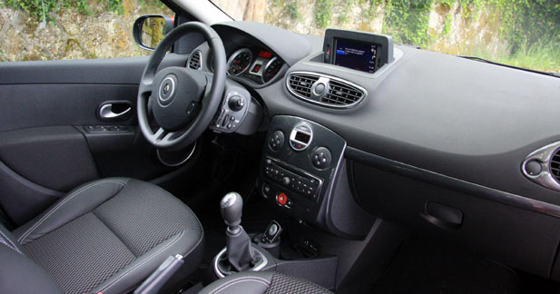 Essai Renault Clio III restylée : dans la bonne direction - Le GPS à petit prix