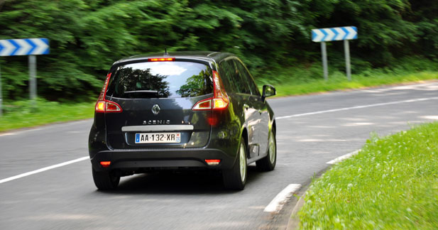 Essai Renault Scénic : plaisir partagé - Sur la route
