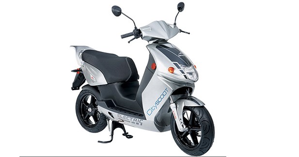 Bientôt des scooters électriques en libre-service dans les parkings VINCI - De 60 à 100 km d'autonomie