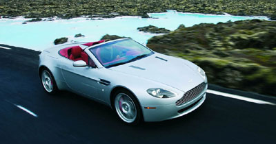 Aston Martin V8 Vantage Roadster : royale !