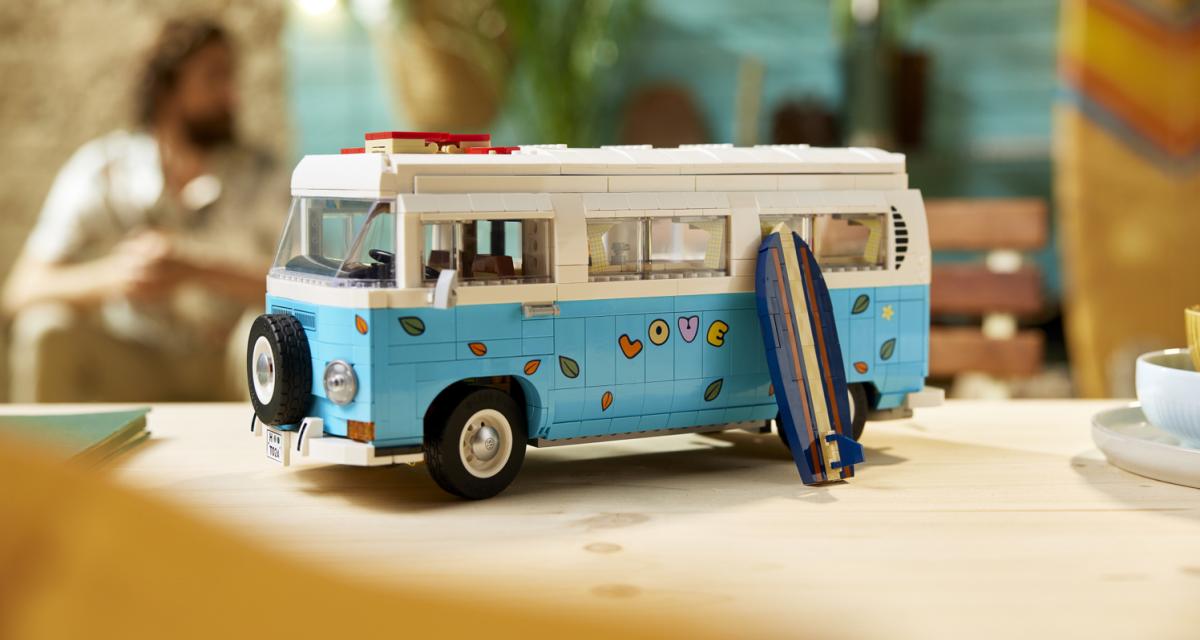 Volkswagen T2 Camper Van en Lego
