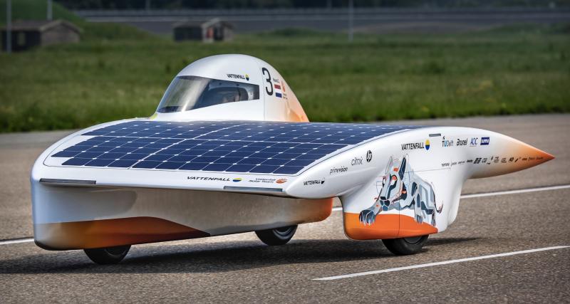  - Nuna11 by Vattenfall Solar Team : un prometteur “catamaran” solaire à trois roues