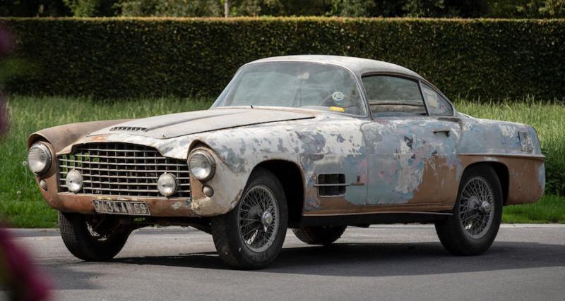  - Cette Jaguar rouillée de 1955 a été vendue 287 000€ aux enchères