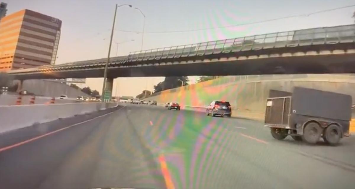 VIDEO - Sa remorque se détache en pleine ligne droite sur l'autoroute