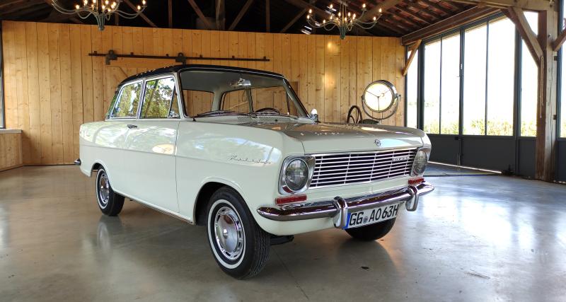 Retrouvailles entre l’Opel Kadett A (1962) et la nouvelle Opel Astra (2021) : deux époques, deux ambiances !