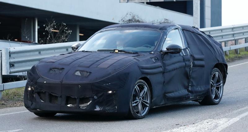  - Un faux air de Maserati Levante pour le 1er SUV Ferrari ?