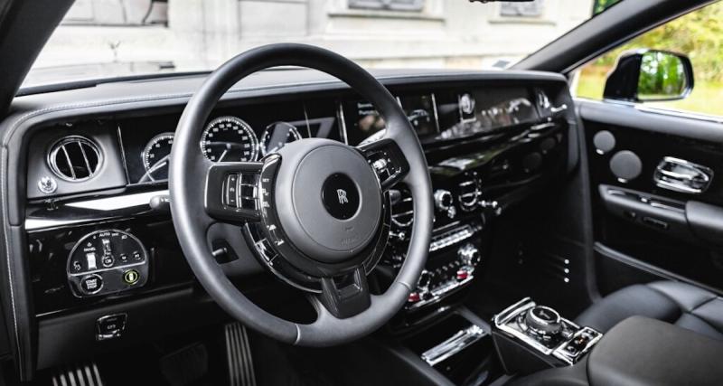 Trois Rolls-Royce ex-Karl Lagerfeld vendues aux enchères ce week-end - Rolls Royce Phantom Drophead coupé (2017)