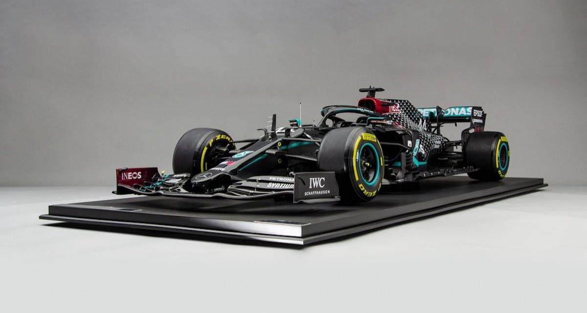 Voiture de course télécommandée Mercedes AMG F1 grise • Voitures  Télécommandées