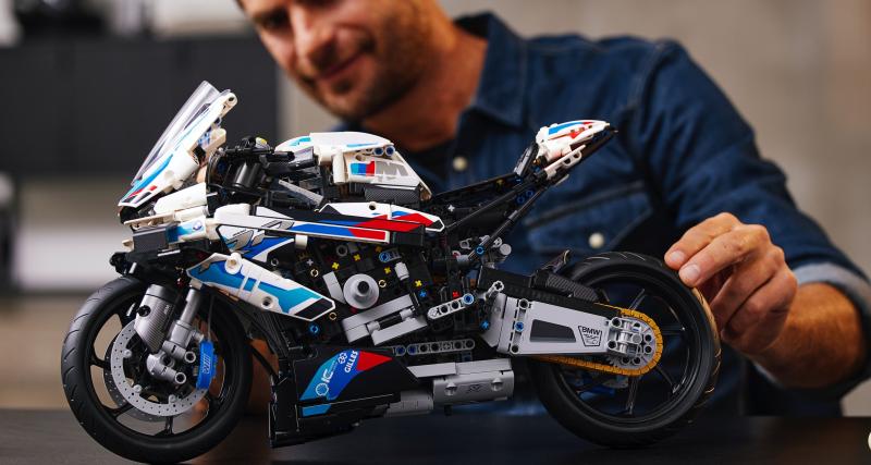  - La BMW M 1000 RR débarque chez Lego Technic en mode ultra-réaliste