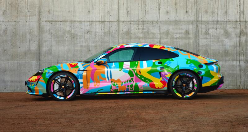 Le Porsche Taycan transformé en art car pour une vente aux enchères contre de la monnaie virtuelle - La Porsche Taycan art car de l'artiste Nigel Sense