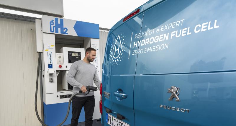 Le Peugeot Expert hydrogène entre en production, le Lion fait équipe avec Michelin - Peugeot e-Expert Hydrogen