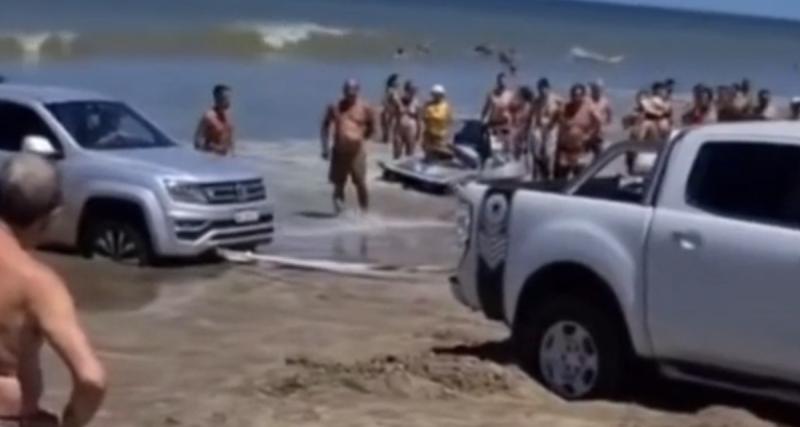  - VIDEO - Le remorquage du pick-up sur la plage tourne au fiasco