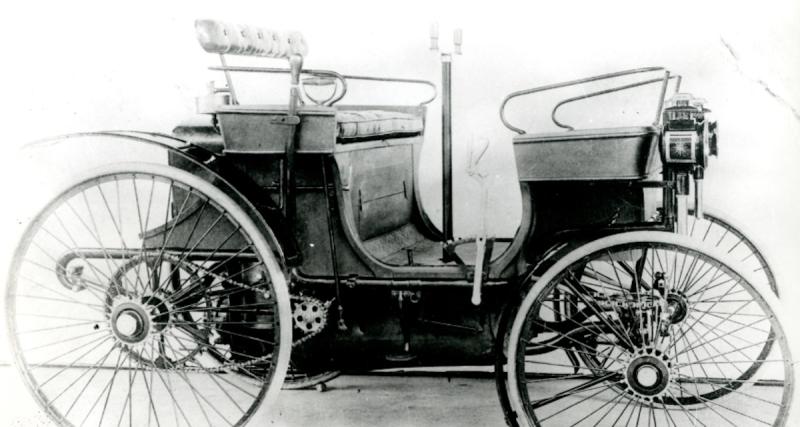 La première victoire de Peugeot en course date de 1895 ! - Les organisateurs donnent Peugeot vainqueur